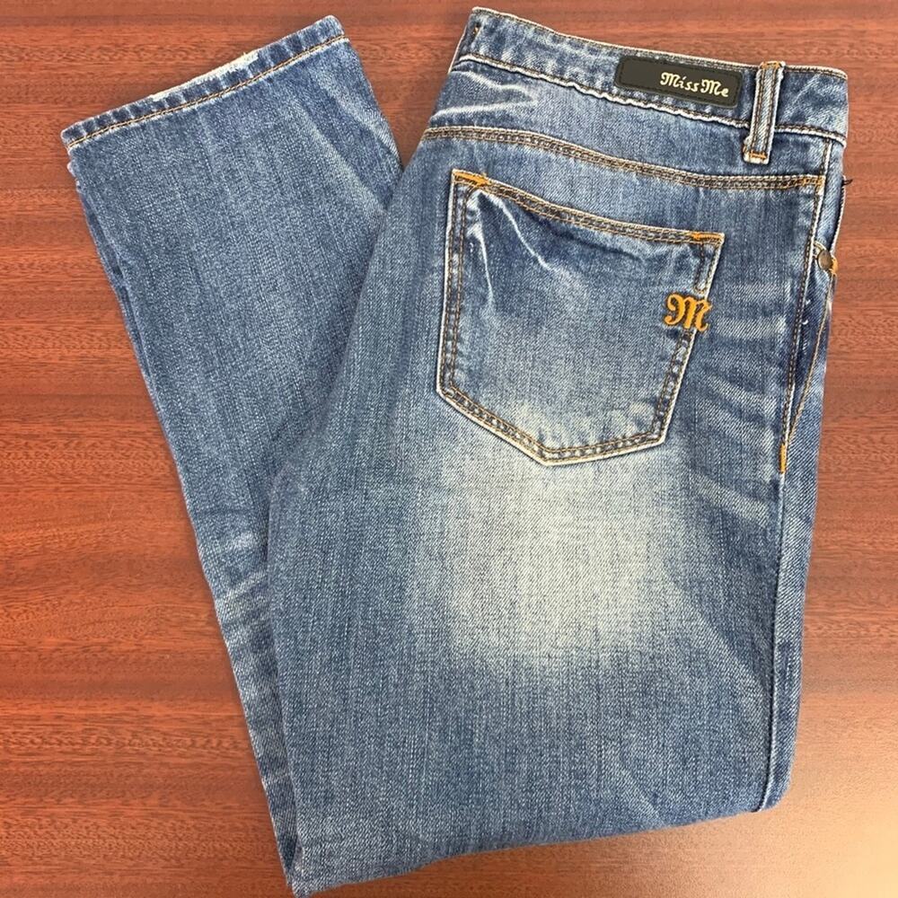 Miss Me Factory Distressed Jeans Very Stretchy